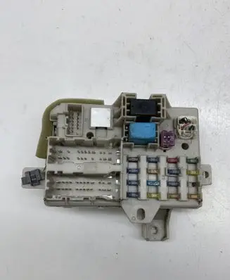 Mazda 6 Fuse module