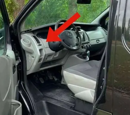 Opel Vivaro Dashboard trim 8200004607 91165855