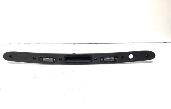Volvo S60 Trunk door license plate light bar 31253640