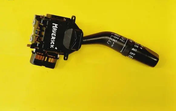 Ford Maverick Wiper control stalk 17C935