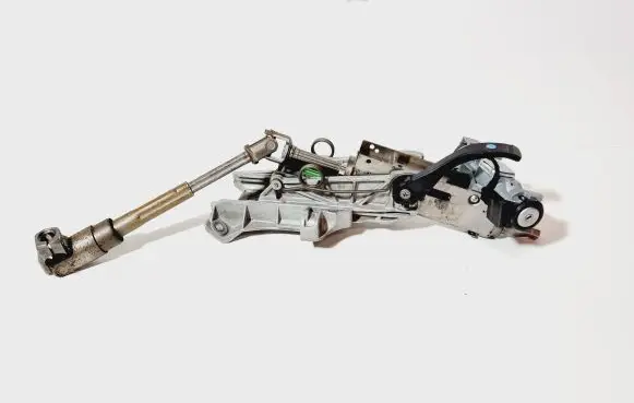 Ford Focus Steering wheel axle BV6N3C529AE BV6N3C529 665681001