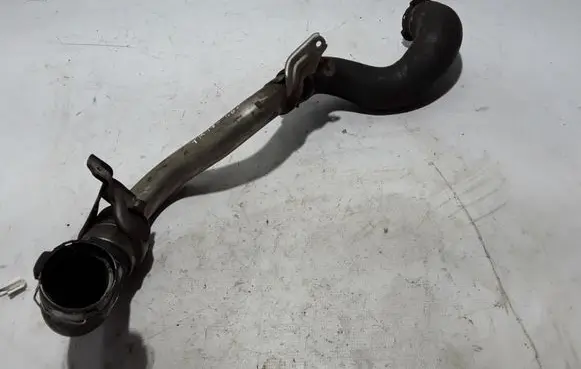 Renault Trafic III (X82) Intercooler hose/pipe