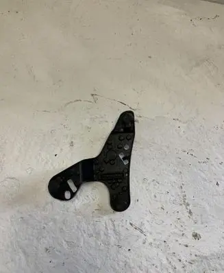 Toyota Avensis T250 Tail light bulb cover holder 89028783