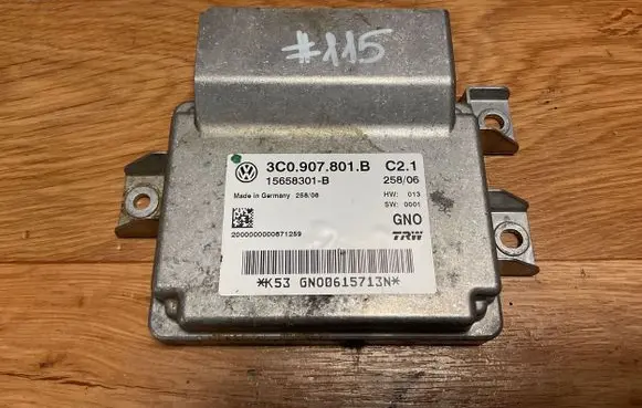 Volkswagen PASSAT B6 Hand brake control module 3C0907801B 15658301B