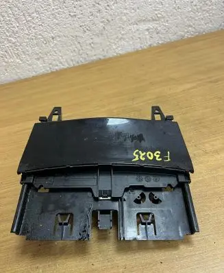 Mercedes-Benz C W204 Car ashtray A2046801350 A2046800179