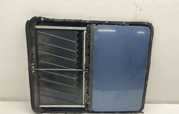 Mercedes-Benz E W124 Sunroof set 