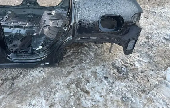 Mercedes-Benz GLA H247 Rear quarter panel 