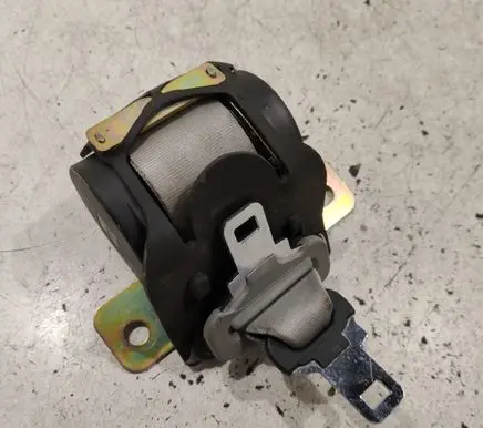 Renault Scenic I Rear seatbelt A504452