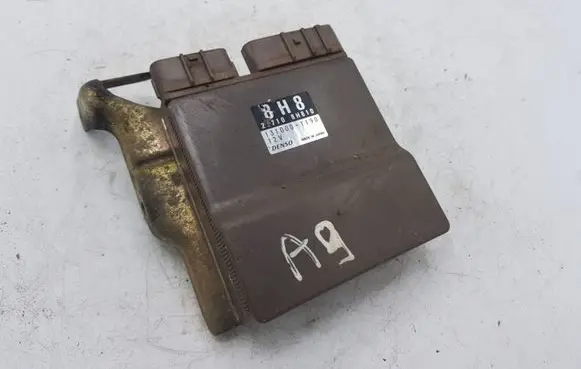 Nissan X-Trail T30 Fuel injection control unit/module 227108H810 1310001190