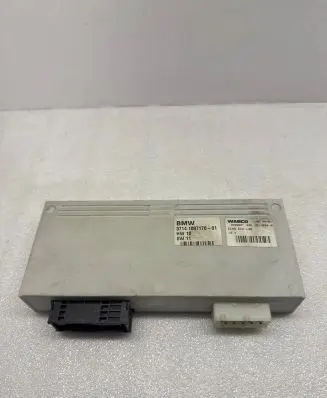 Land Rover Range Rover L322 Air suspension control unit module (rear) 1097170