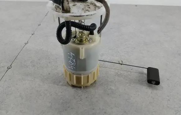Renault Espace IV In-tank fuel pump 8200008527