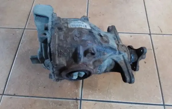 BMW 1 F20 F21 Rear differential 7599466 759946603