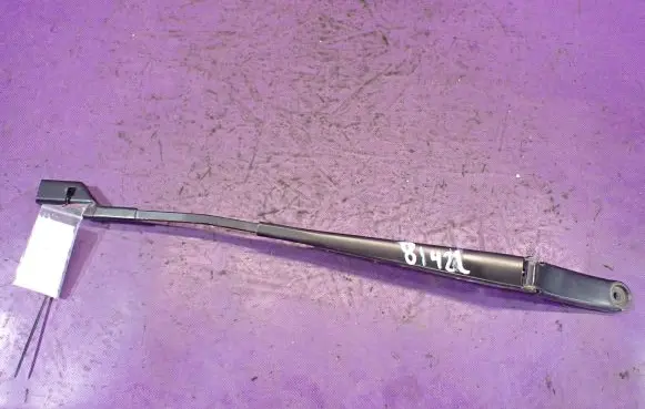 Volkswagen Tiguan Front wiper blade arm 5N1955409