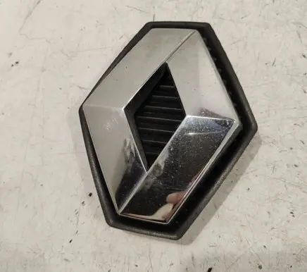 Renault Scenic II - Grand scenic II Manufacturer badge logo/emblem 8200115115