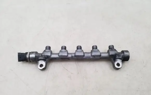 Hyundai i30 Fuel main line pipe 314002A420