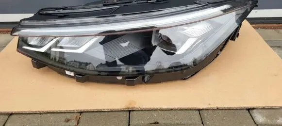 Volkswagen PASSAT Headlights/headlamps set 