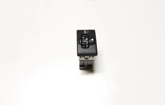 Suzuki Jimny Headlight level height control switch 32932074