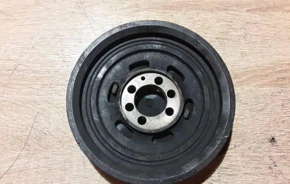 Crankshaft pulley