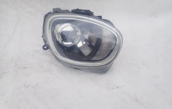 Mini Cooper Countryman F60 Headlight/headlamp