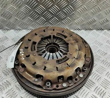 BMW 1 E81 E87 Clutch set kit 7577479 7567830