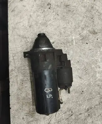 Volkswagen PASSAT B5 Starter motor 1665881480