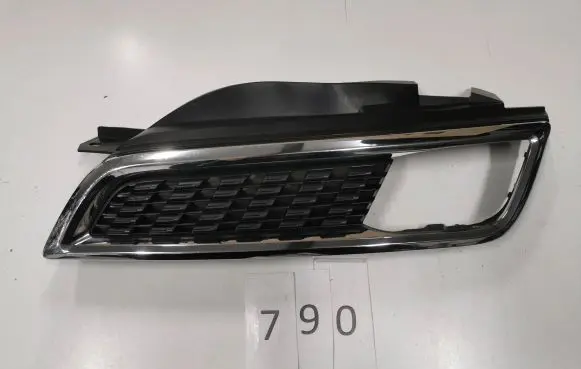 Nissan Micra Front bumper upper radiator grill 62332BG00A 2381001