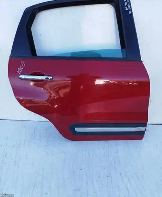 Fiat 500L Rear door