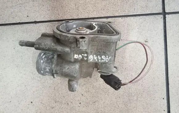 Mercedes-Benz E W211 Thermostat/thermostat housing A646200