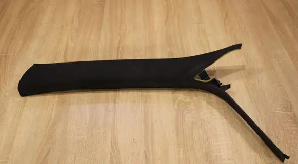 Maserati Ghibli (A) pillar trim