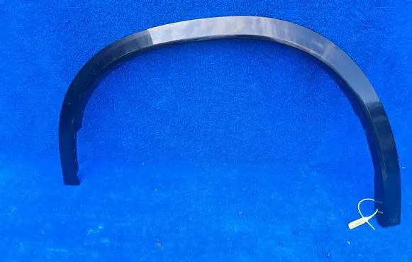 BMW X1 U11 Front arch trim 9881961