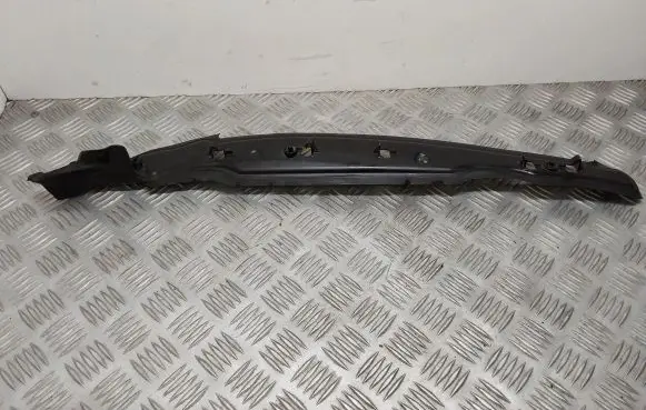 Skoda Superb B8 (3V) Fender foam support/seal 3V0821111B