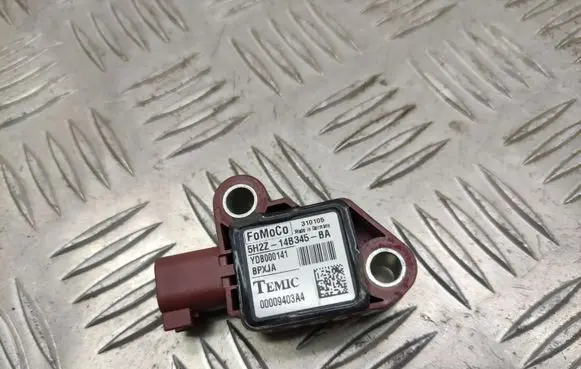 Land Rover Range Rover Sport L320 Airbag deployment crash/impact sensor YDB000141
