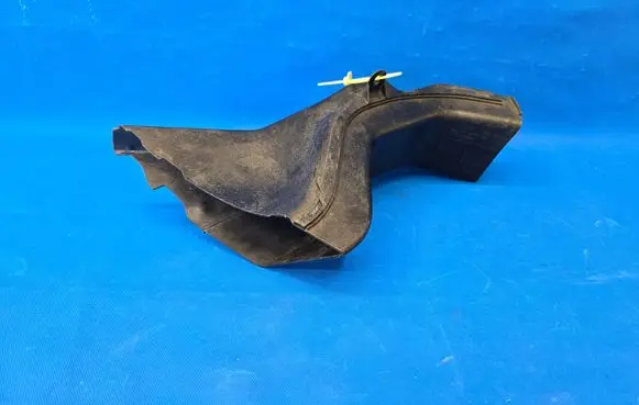 BMW 4 F32 F33 Intercooler air guide/duct channel 7432627