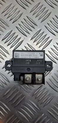 Mercedes-Benz GLK (X204) Charging relay A0009822023