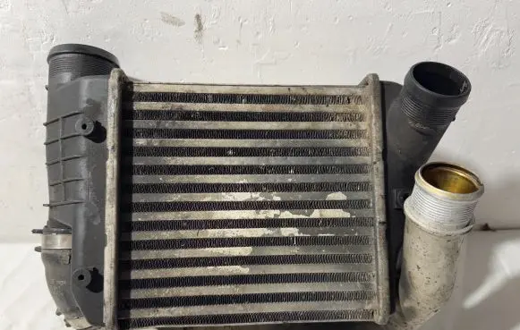 Audi A6 S6 C6 4F Intercooler radiator 4F0145980