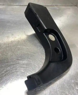 BMW 5 E60 E61 Foot area side trim 7025029