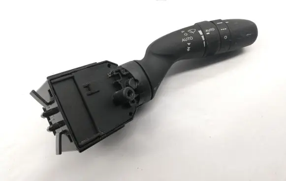 Toyota Yaris Cross Wiper control stalk 17J916