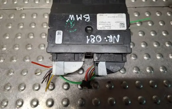 BMW 5 G30 G31 G38 Climate control unit 9484592