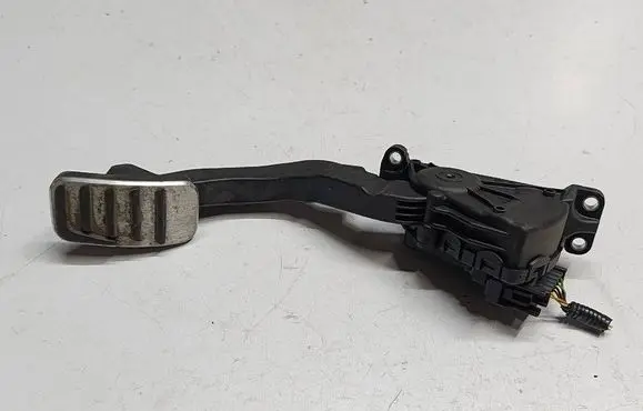 Volvo C30 Accelerator throttle pedal 31290029 6PV00864151