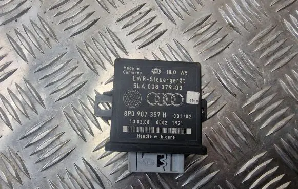 Audi A6 S6 C6 4F Light module LCM 8P0907357H