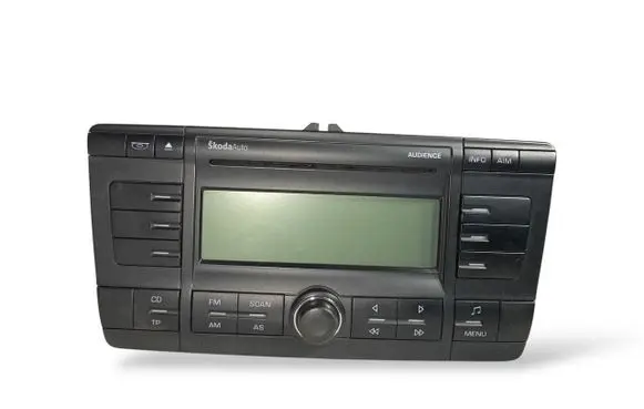Skoda Octavia Mk2 (1Z) Radio/CD/DVD/GPS head unit 1Z0035156B