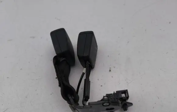 Audi A3 8Y Rear seatbelt buckle 8Y0857739M