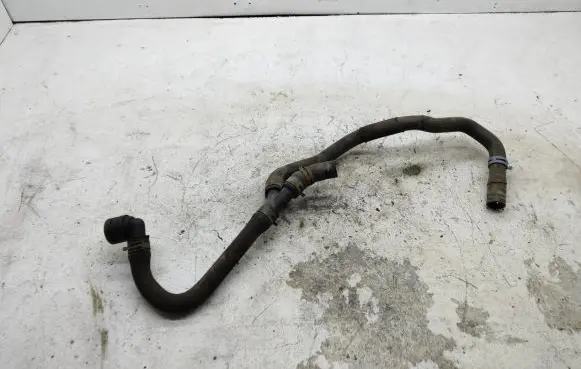 Volkswagen Golf Sportsvan Engine coolant pipe/hose