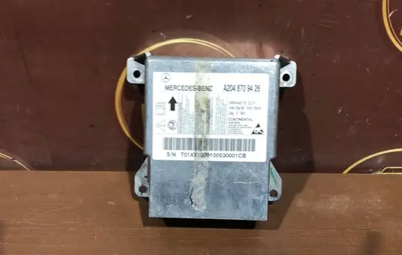 Mercedes-Benz C W204 Airbag control unit/module A2048709426