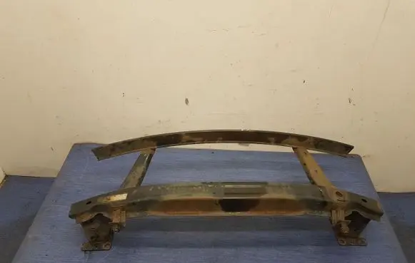 Seat Exeo (3R) Front bumper support beam 
