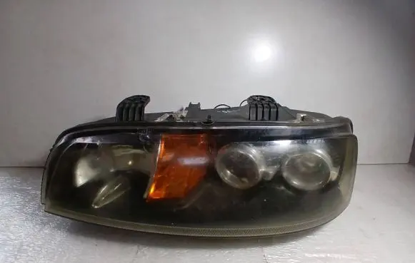 Fiat Punto (188) Headlight/headlamp 89100957 SX71