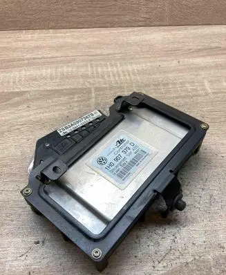 Volkswagen Golf III ABS control unit/module 1H0907379D