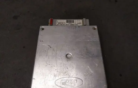 Ford Escort Engine control unit/module 88GB12A650C2A EFIVM115