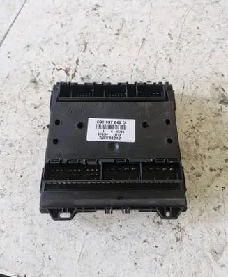 Volkswagen Fox Comfort/convenience module 6Q1937049D S1S34 5WK48212