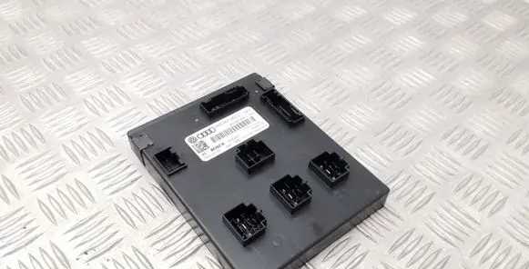 Audi A4 S4 B8 8K Comfort/convenience module 8K0907063C